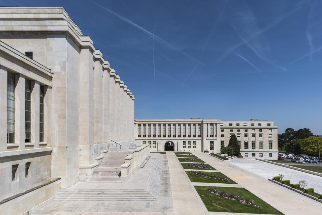 This view of the Palais des Nations was taken by Luca Fascini in 2016 and is part of the book "Genève internationale: 100 ans d'architecture" by Joëlle Kuntz, published by Slatkine