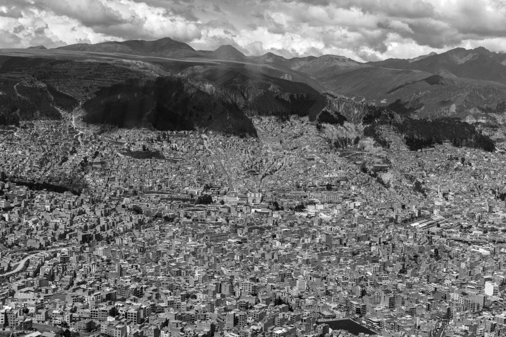 This view of the city La Praz, Bolivia, was taken from El Alto by Magnum photographer Moises Saman in 2019
